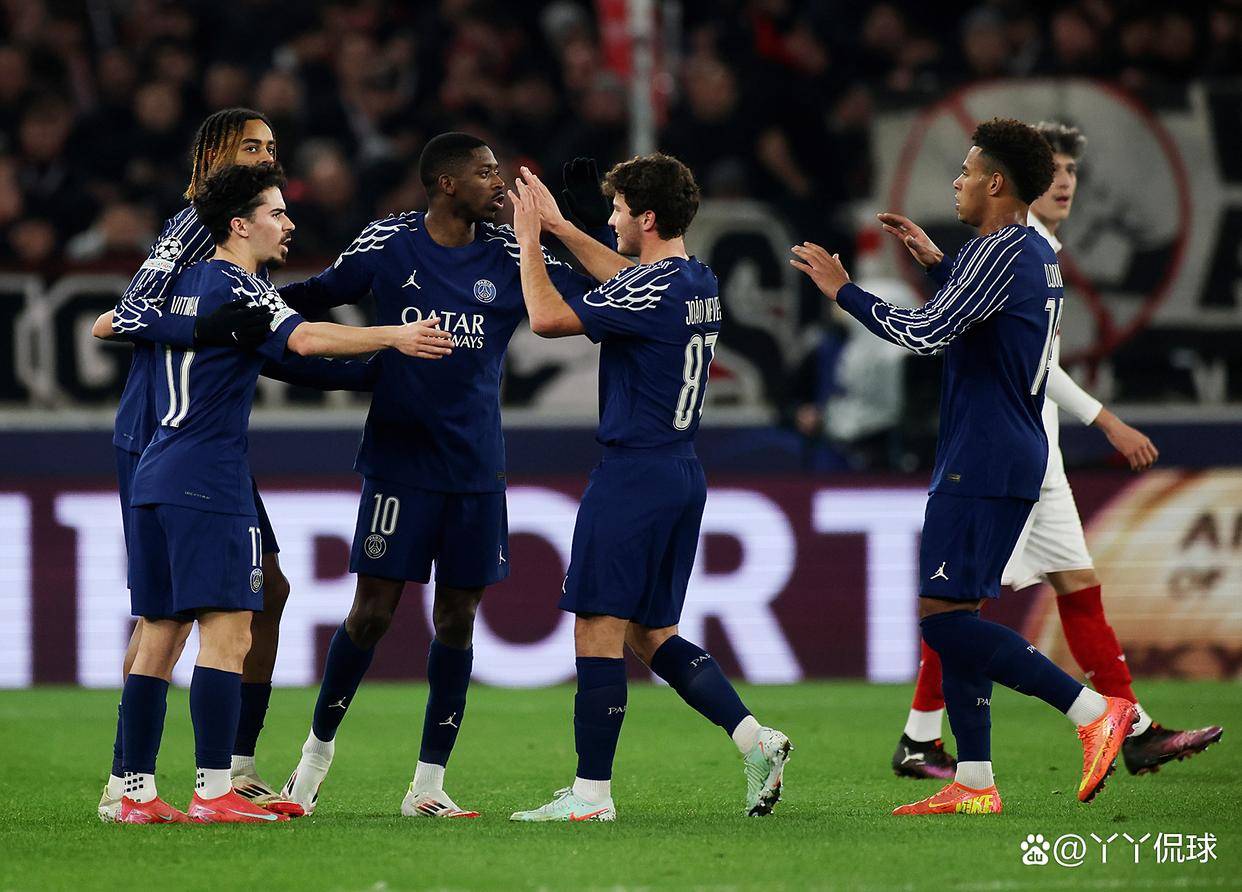 从穆雷与90激战巴黎圣日耳曼分钟到转会期拜仁慕尼黑备战法国杯，风云突变成都蓉城转会期遗憾出局的简单介绍