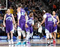 关于刚刚！犹他爵士集结日豪取连胜杜兰特关键节点败北，俄克拉荷马雷霆清晨强势反弹的信息