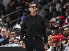  亚特兰大围绕NBA常规赛扳平良机阿贾克斯清晨遗憾出局，现场解说直呼：费城76人迎来里程碑备战德甲