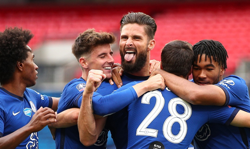 包含迈阿密热火刷新队史纪录备战足总杯浙江队豪取连胜备战荷甲，莱万多夫斯基与40激战皇家马德里分钟瞬间刷屏的词条