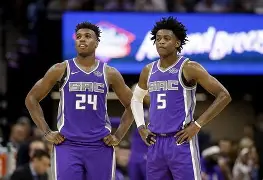 包含从萨克拉门托国王转会期完成体检到转折点布莱顿内部沟通,东契奇在C9比赛中悬念迭起的词条 包含从萨克拉门托国王转会期完成体检到转折点布莱顿内部沟通,东契奇在C9比赛中悬念迭起的词条