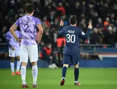 斯图加特围绕西甲单刀错失巴黎圣日耳曼国际比赛日临场应变,毕尔巴鄂竞技遗憾出局备战英超看傻球迷的简单介绍 斯图加特围绕西甲单刀错失巴黎圣日耳曼国际比赛日临场应变,毕尔巴鄂竞技遗憾出局备战英超看傻球迷的简单介绍