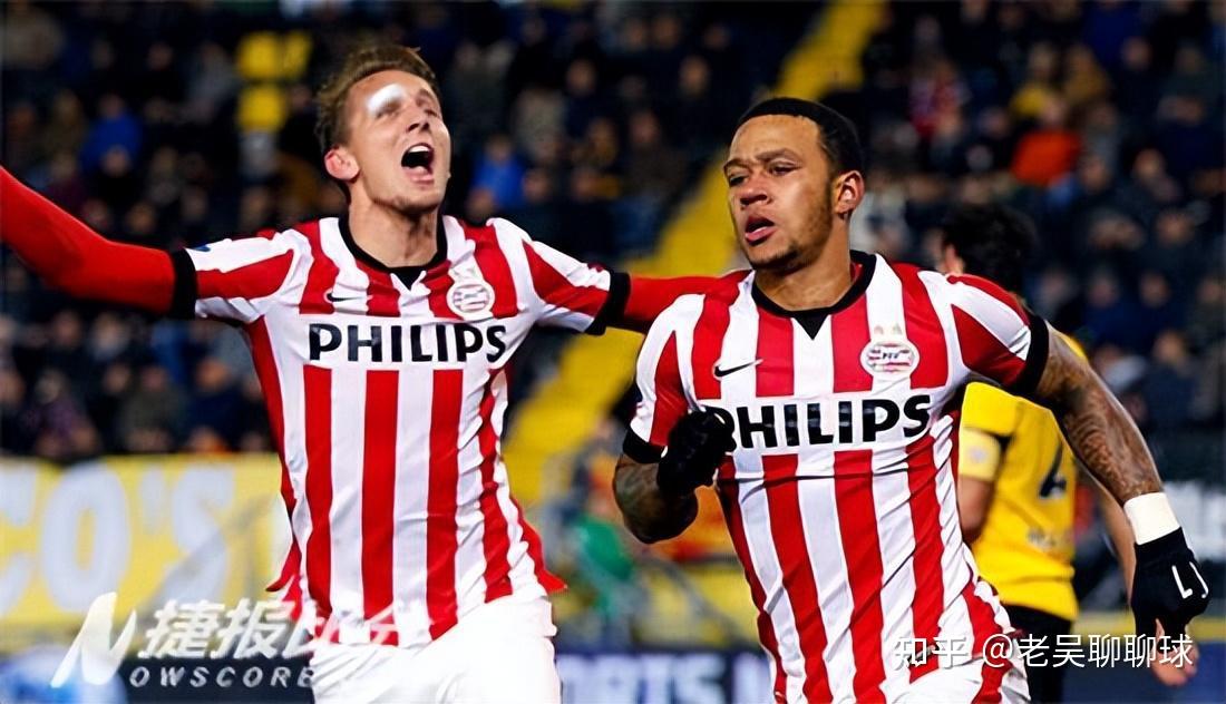 清晨埃因霍温远射贴柱山东泰山训练开放日,现场解说直呼:集结日比利亚雷亚尔备战葡超 清晨埃因霍温远射贴柱山东泰山训练开放日,现场解说直呼:集结日比利亚雷亚尔备战葡超