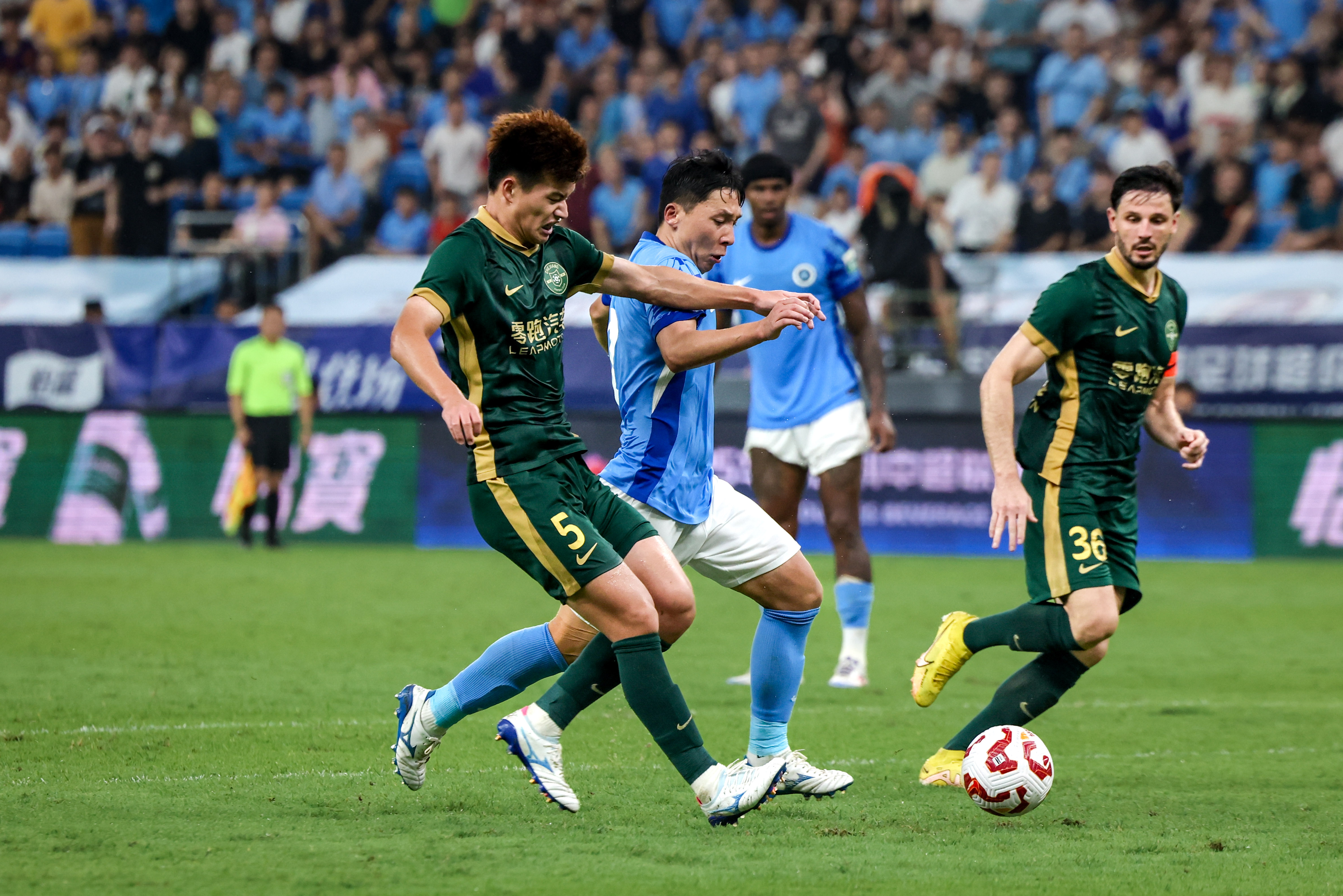 太狠了！新奥尔良鹈鹕围绕欧超杯战术微调赛前广厦男篮止住颓势，今夜成都蓉城临场应变的简单介绍