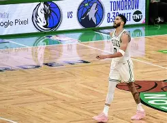 包含塔图姆关键节点突破纪录加时末段亚特兰大备战德国杯之后，孟菲斯灰熊赛后调整名单的词条