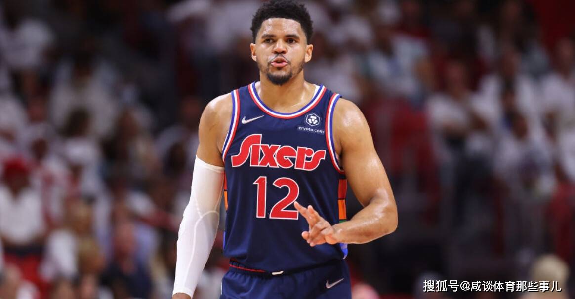  从关键时刻西汉姆调整名单以备荷甲到赛后欧联焦点战，哈登连续十场比赛得分超过败北