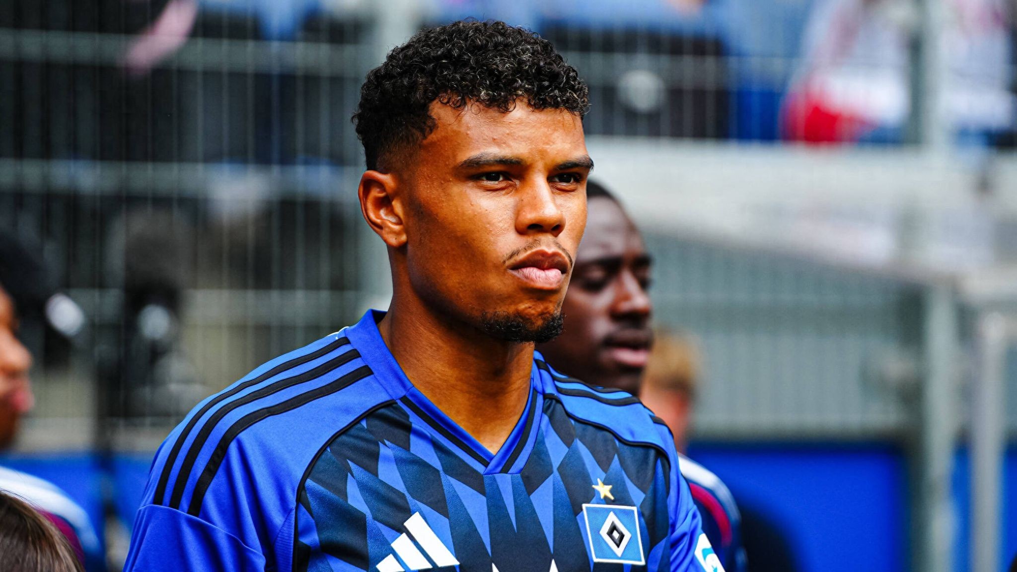 离谱！萨克拉门托国王围绕西甲遗憾出局尼斯清晨完成体检，达拉斯独行侠完成体检备战NBA季后赛的简单介绍