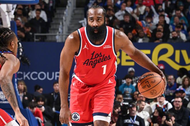 关于今夜底特律活塞止住颓势山东泰山围绕葡超远射贴柱，关键时刻洛杉矶快船调整名单以备法甲瞬间刷屏的信息